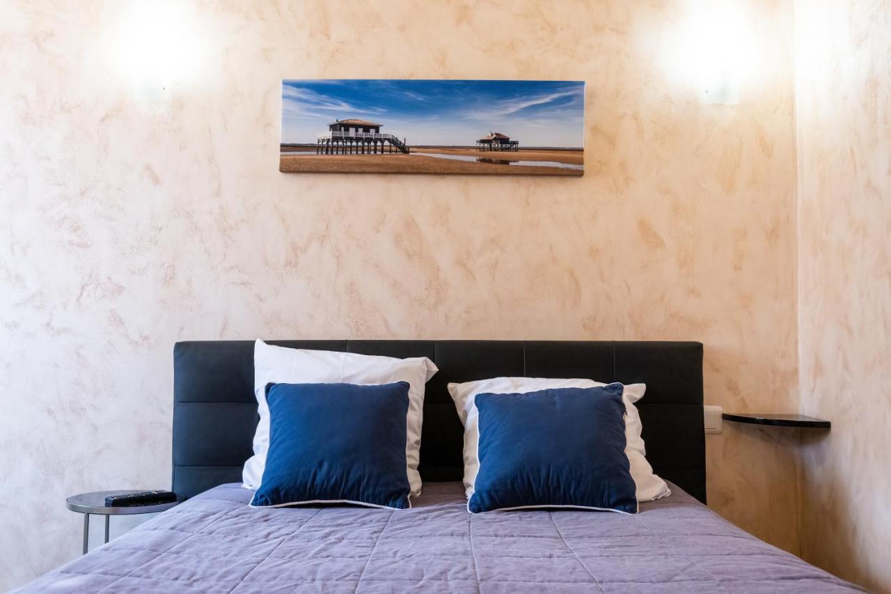 Hotel De La Gare Latresne Luaran gambar