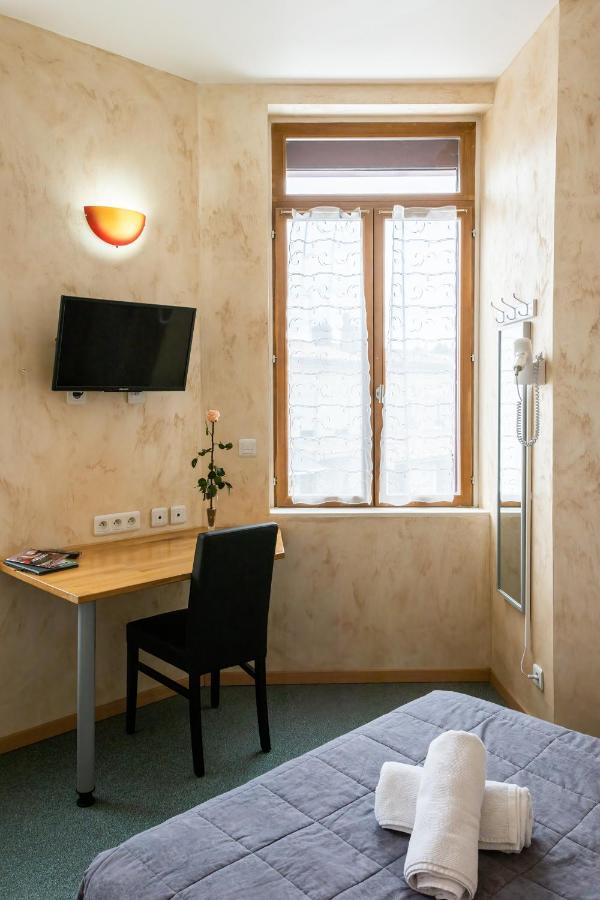 Hotel De La Gare Latresne Luaran gambar